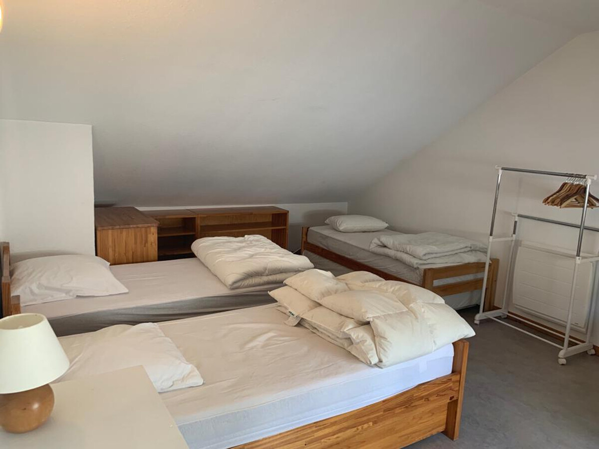 T2 bis 70m² au dernier étage à Brides-les-Bains - Photo 3