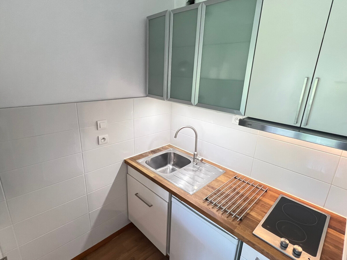 Studio lumineux 26 m² avec balcon et garage à Aix-les-Bains - Photo 2