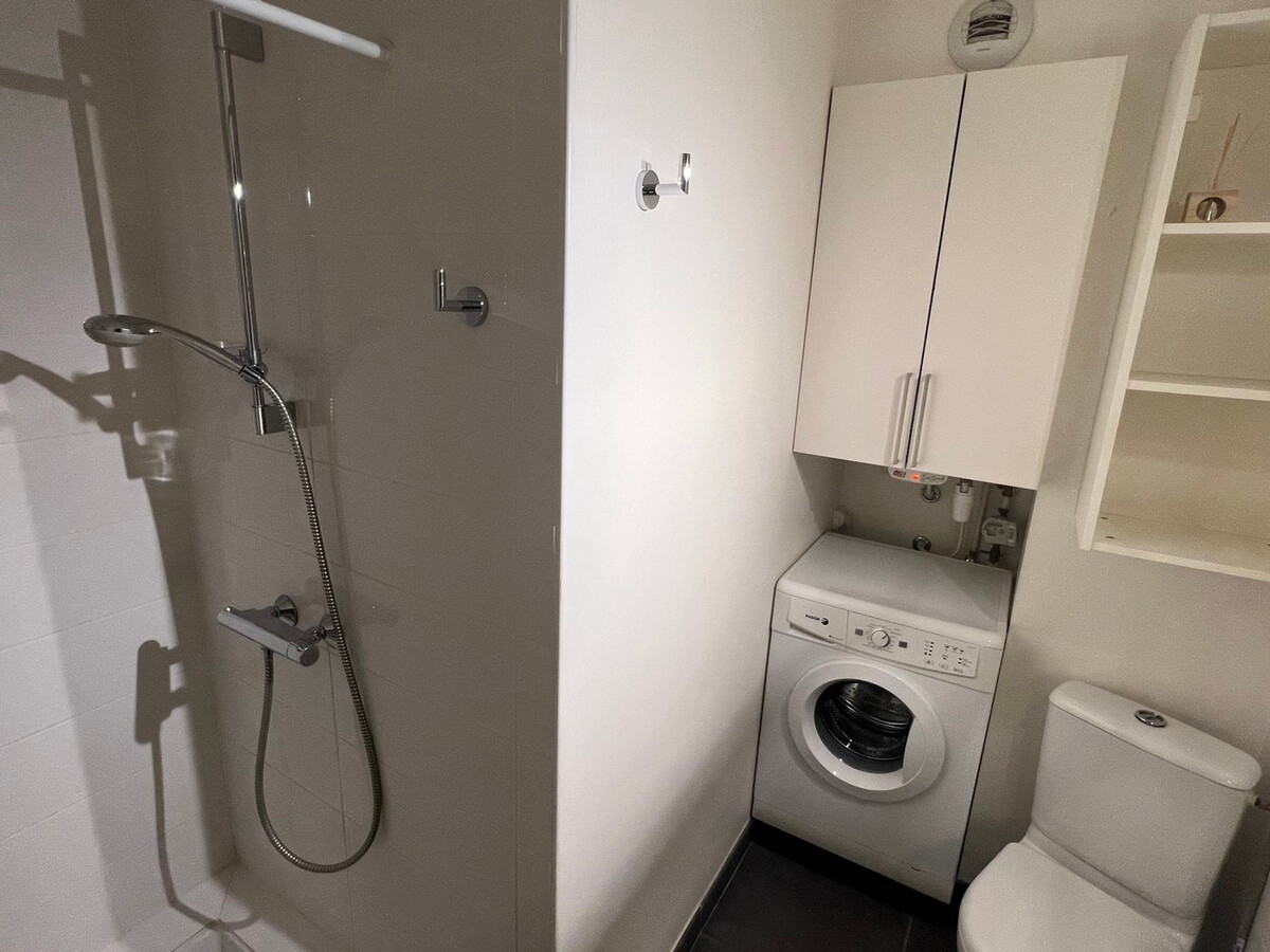 Studio lumineux 26 m² avec balcon et garage à Aix-les-Bains - Photo 4