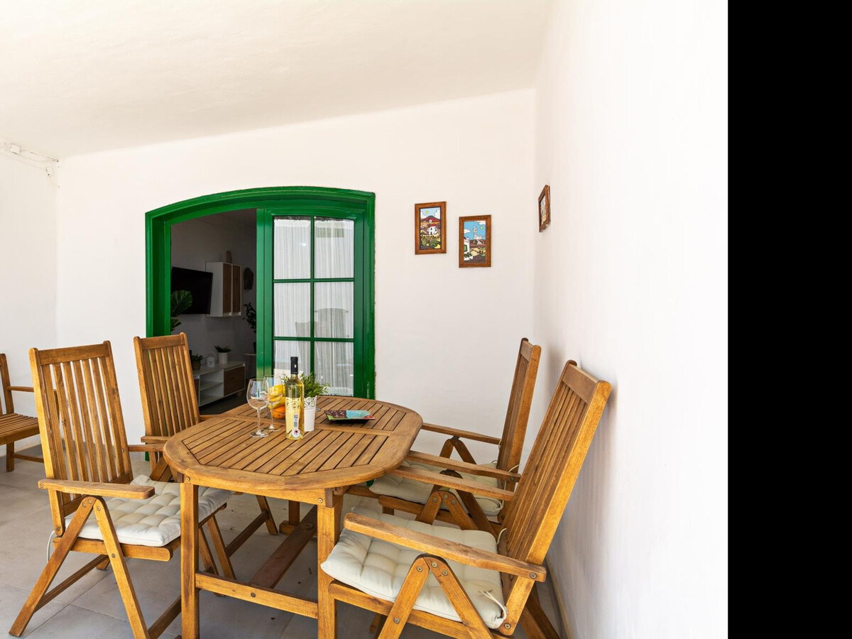 Marine Breeze - Appartement 2 chambres, terrasse et piscine - Photo 9