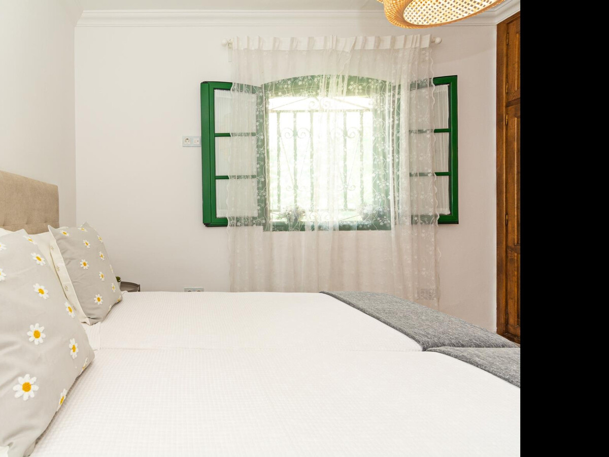 Marine Breeze - Appartement 2 chambres, terrasse et piscine - Photo 14