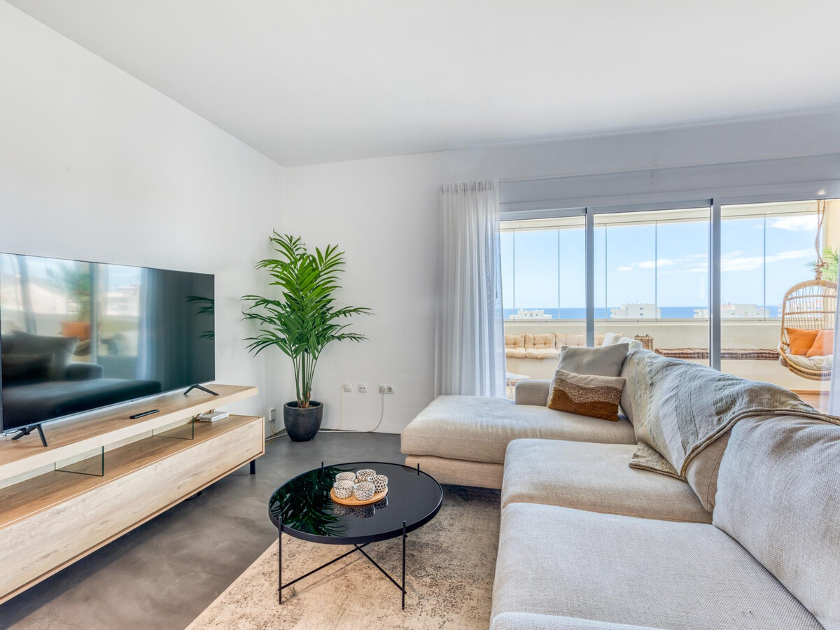 Duplex penthouse 3 chambres, vue mer à Estepona - Photo 20
