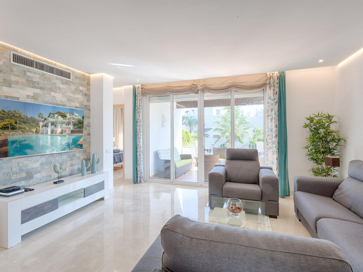 Penthouse 210 m² et 280 m² de terrasses à Estepona - Photo 2