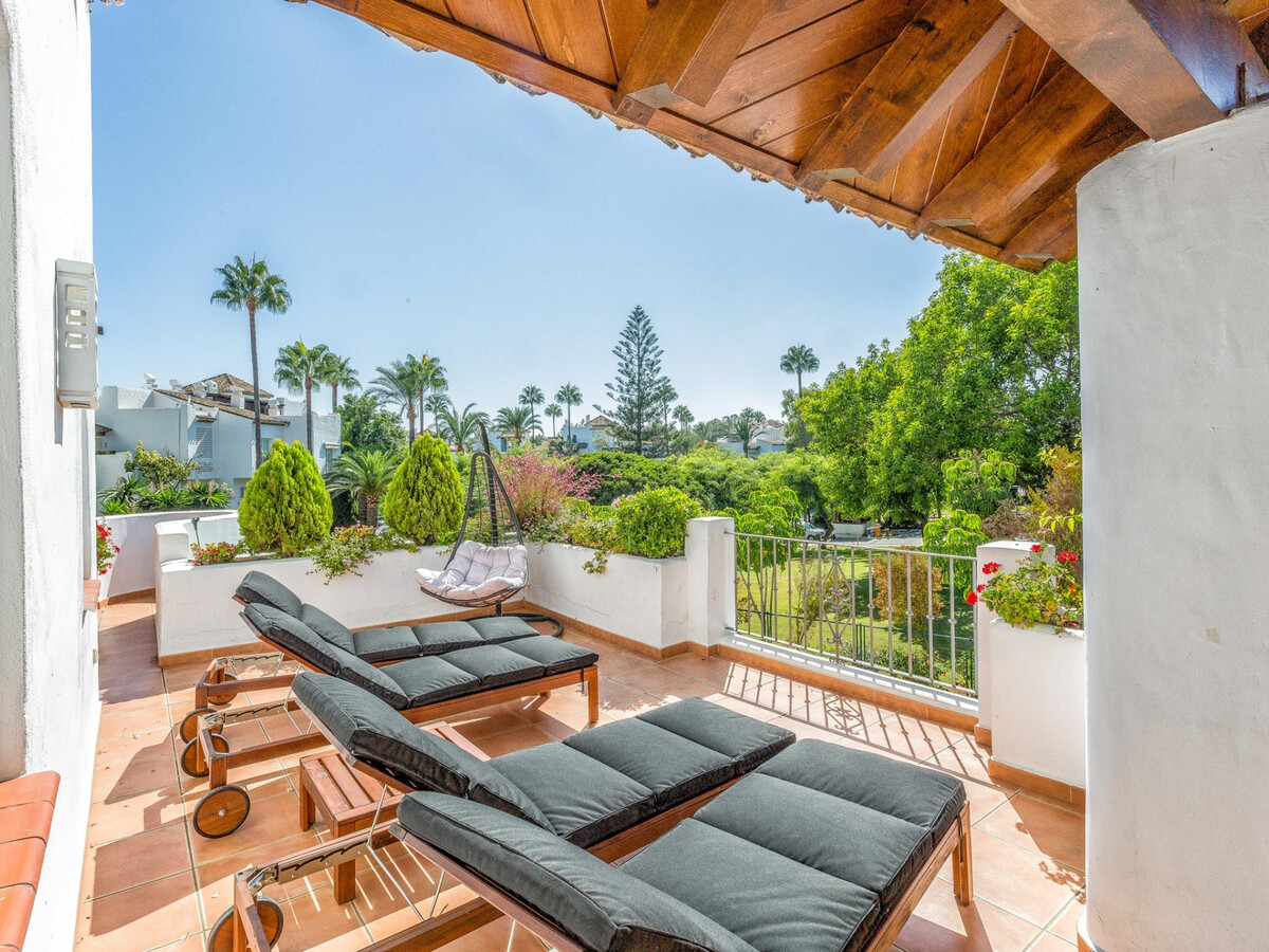 Penthouse 210 m² et 280 m² de terrasses à Estepona - Photo 7