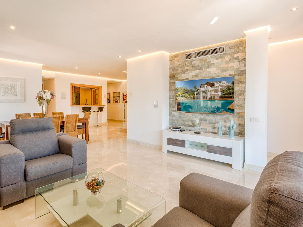 Penthouse 210 m² et 280 m² de terrasses à Estepona - Photo 8