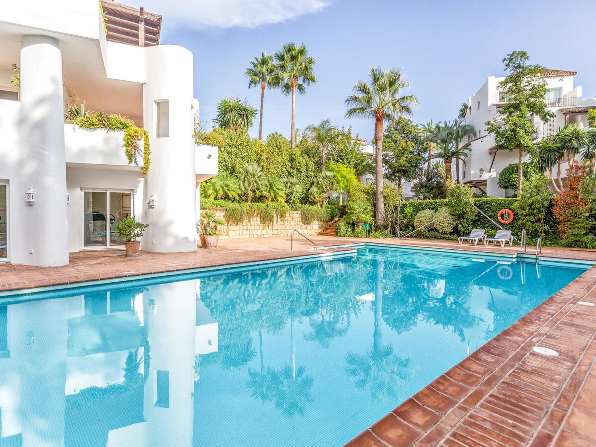 Penthouse 210 m² et 280 m² de terrasses à Estepona - Photo 9