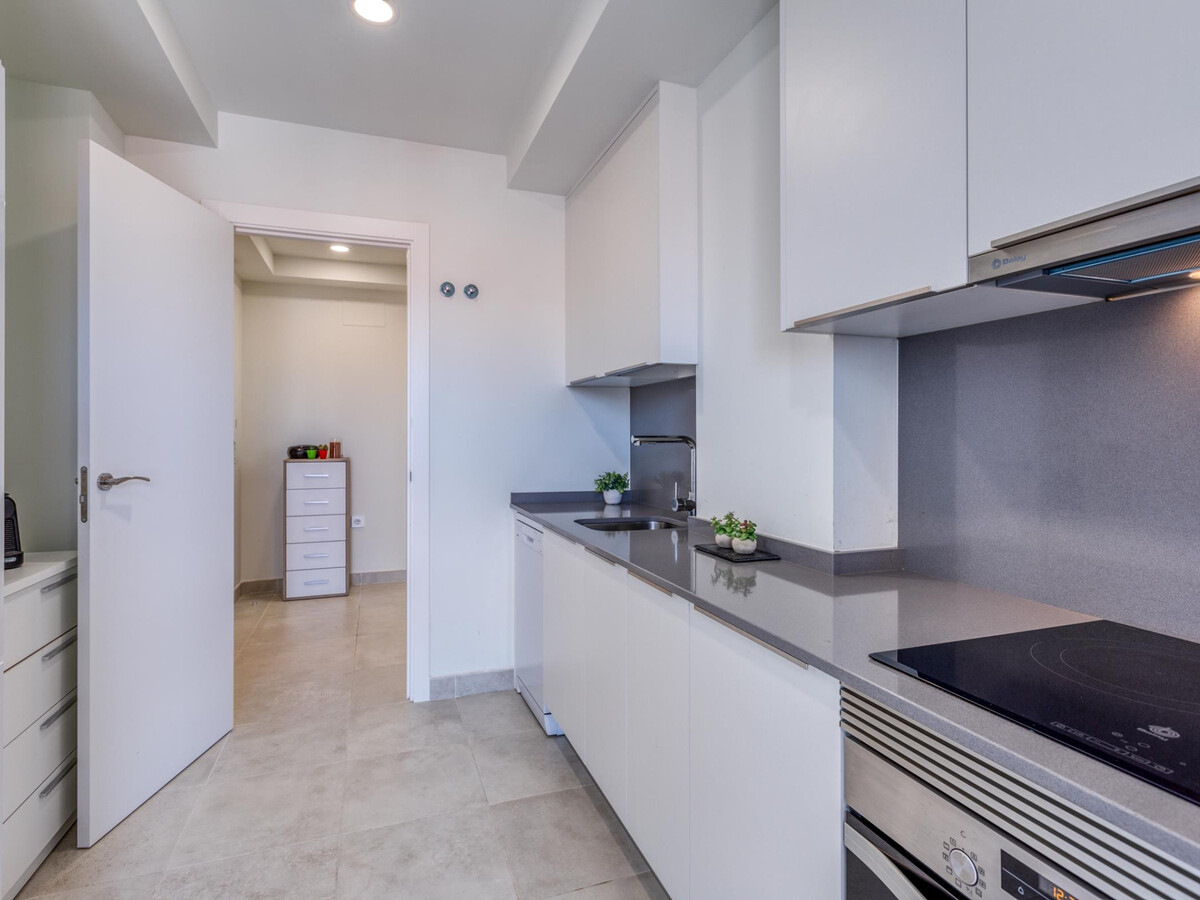 Appartement 2 chambres Estepona, vue sur Gibraltar - Photo 11