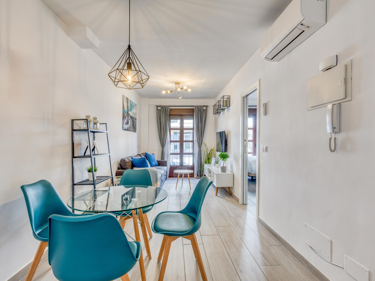 Appartement centre-ville Estepona, 2 chambres, vue vieille ville - Photo 1