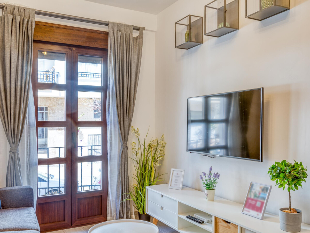 Appartement centre-ville Estepona, 2 chambres, vue vieille ville - Photo 3