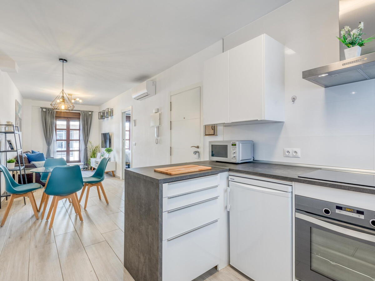 Appartement centre-ville Estepona, 2 chambres, vue vieille ville - Photo 7