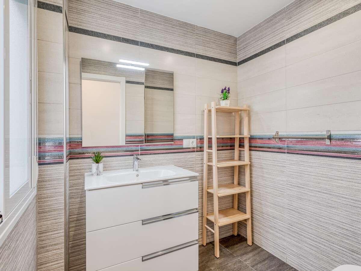 Appartement centre-ville Estepona, 2 chambres, vue vieille ville - Photo 8