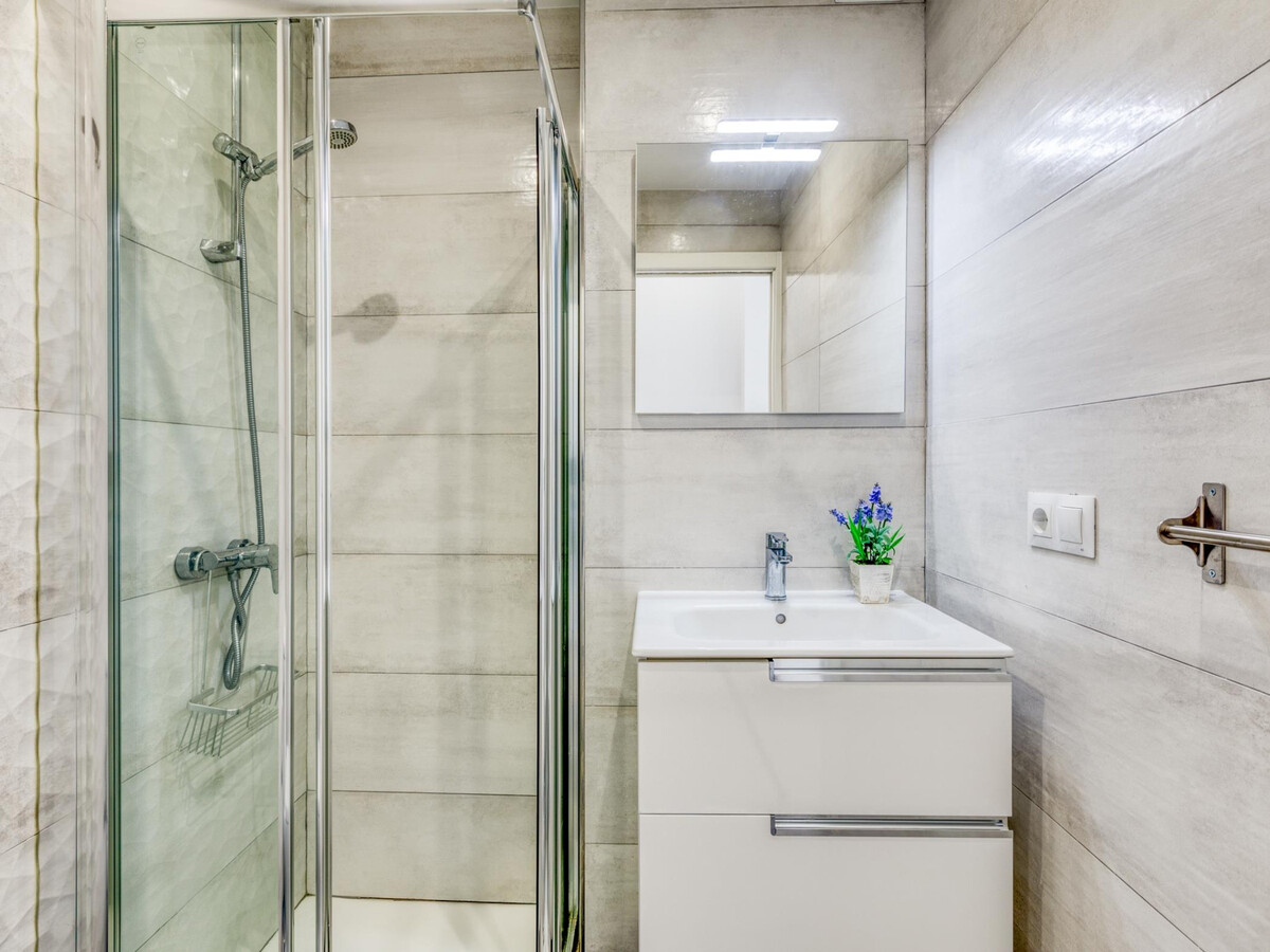 Appartement centre-ville Estepona, 2 chambres, vue vieille ville - Photo 18
