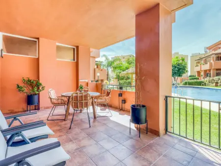 Location appartement à Estepona, Appartement Charmant à Estepona - Proche Plages, Port et Commerces 📍Calle Principe Felipe 34