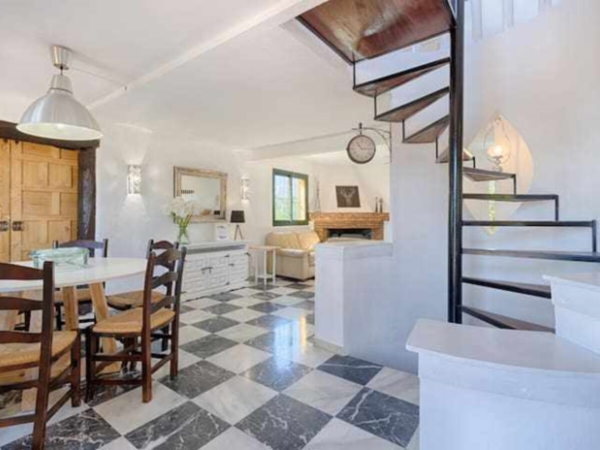 Maison rurale Hanami à Estepona, 6 chambres & piscine - Photo 8