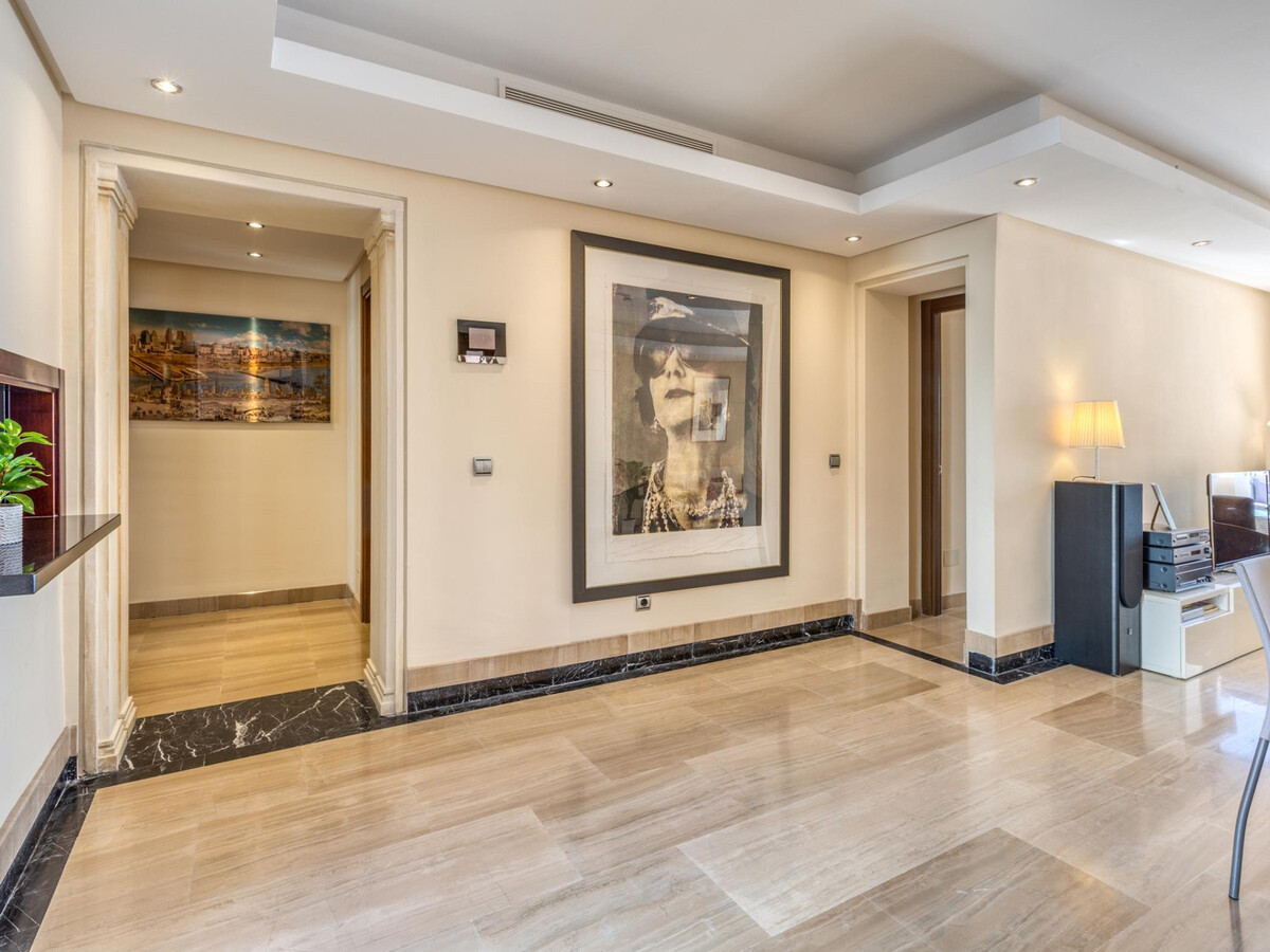 Penthouse duplex avec piscine privée face à la mer, Estepona - Photo 22