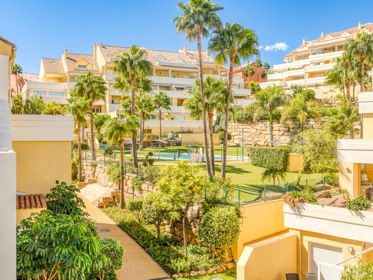 Appartement lumineux Estepona, 2 chambres, piscines et terrasse - Photo 25