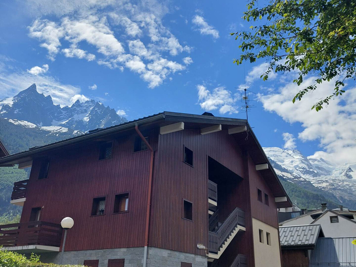 Appartement 2 pièces Chamonix, balcon vue Mont Blanc - Photo 12