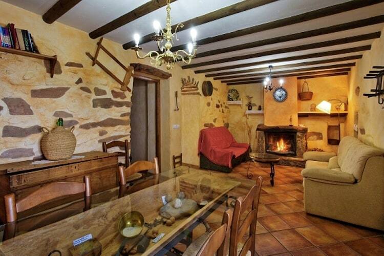 La Curiosa, maison 6 pers. en montagne près de Laroya - Photo 2