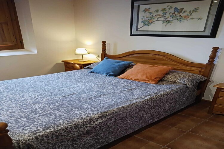 Mas Set Rengs - Gîte 17 pers. vue Montserrat - Photo 17
