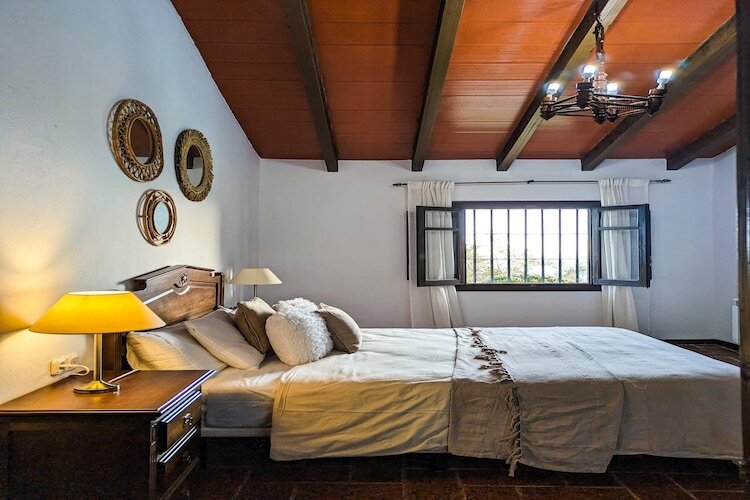 El Encinar, gîte de montagne avec piscine privée - Photo 14
