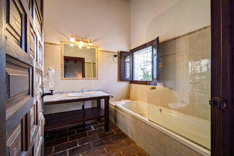 El Encinar, gîte de montagne avec piscine privée - Photo 22