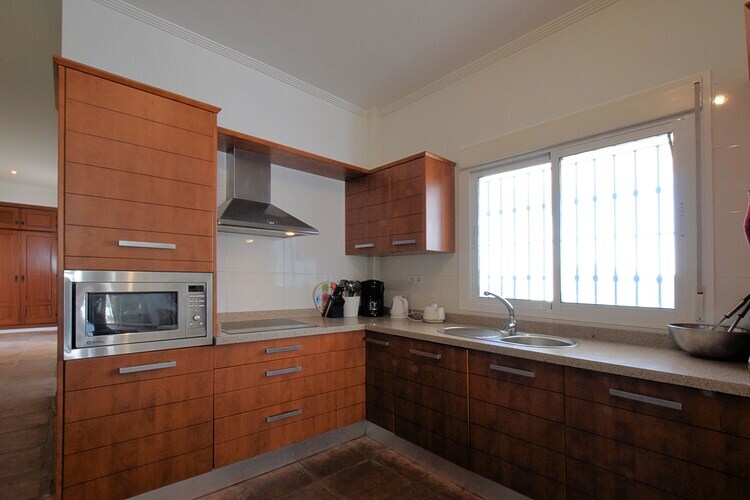 Villa Las Reinas, 8 personnes avec piscine privée à Arenas - Photo 19