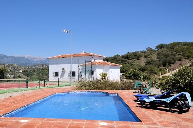 Villa Bandoleros, 5 chambres avec piscine et court de tennis - Photo 8