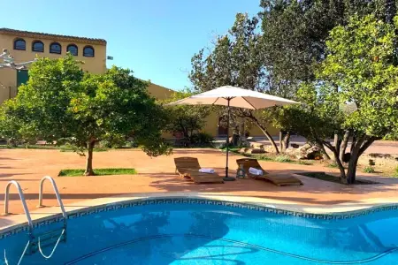 Location maison à Riudoms, Ferme près de la maison natale de Gaudí Maspujols