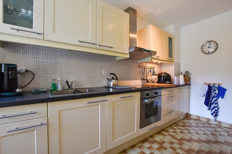 Maison Chavenon : 220 m² avec vue sur collines et terrain - Photo 10