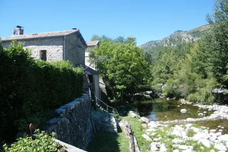 Maison rustique au bord du Lignon, La Souche : photo 10