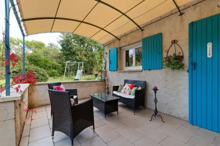 Lambesco, Maison de vacances moderne avec piscine privée - Photo 5