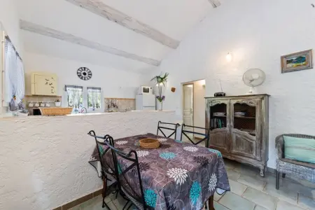 Lambesco, Maison de vacances moderne avec piscine privée - Photo 16