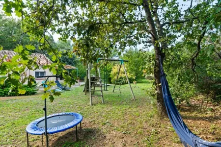 Lambesco, Maison de vacances moderne avec piscine privée - Photo 30