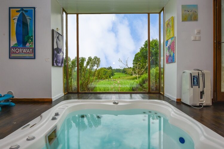 Le domaine d'Hypolite, maison auvergnate avec spa - Photo 5