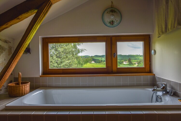 Le domaine d'Hypolite, maison auvergnate avec spa - Photo 18