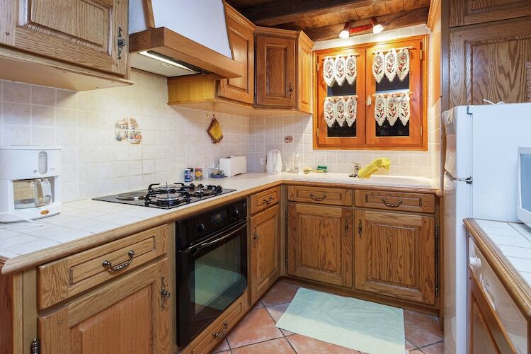 Maison auvergnate 6 personnes, jardin et terrasse - Photo 2