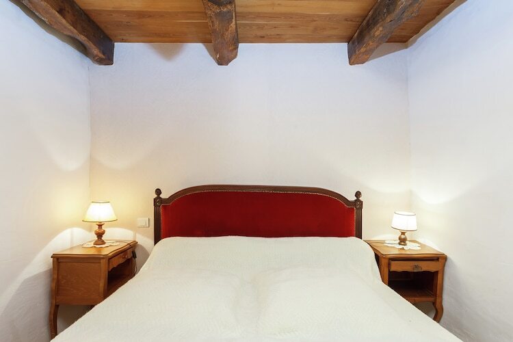 Maison auvergnate 6 personnes, jardin et terrasse - Photo 4