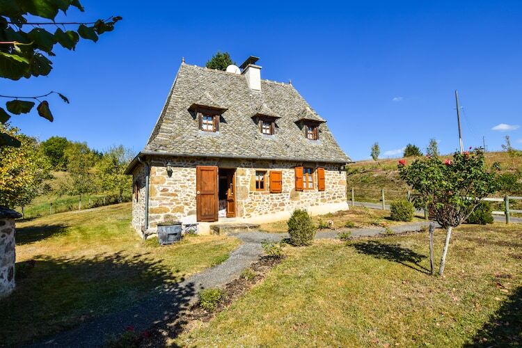 Maison auvergnate 6 personnes, jardin et terrasse - Photo 6