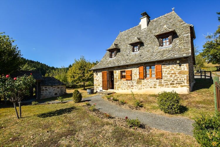 Maison auvergnate 6 personnes, jardin et terrasse - Photo 7