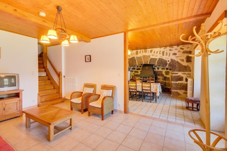 Maison 4 chambres en montagne, jardin et forêt à 100 m - Photo 3