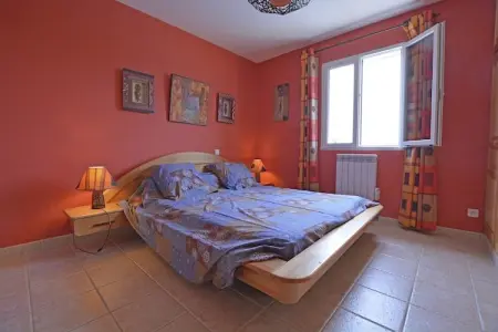 La Soléiade, Villa tranquille avec vue sur la piscine - Photo 5