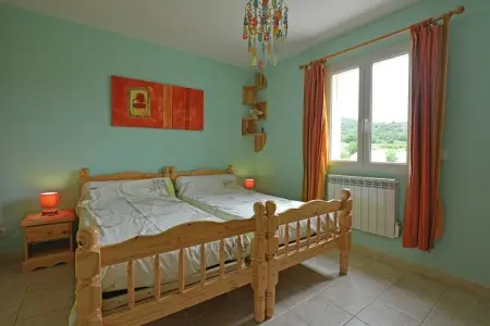 La Soléiade, Villa tranquille avec vue sur la piscine - Photo 17