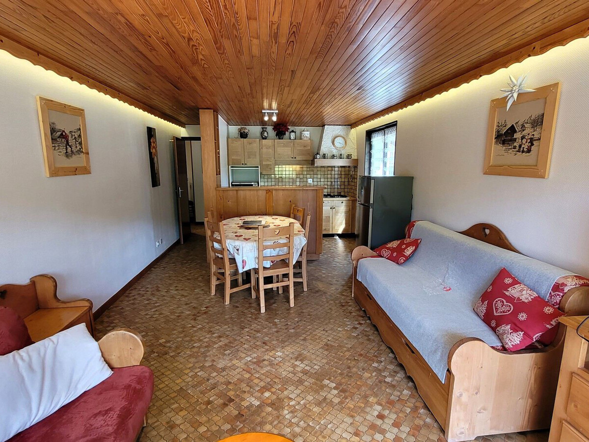 T2 face aux pistes avec balcon et parking auxGets - Photo 12