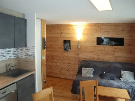 Appart 8 pers rénové aux Orres avec piscine, jacuzzi, sauna - Photo 2