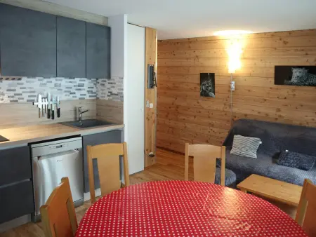 Appart 8 pers rénové aux Orres avec piscine, jacuzzi, sauna - Photo 4