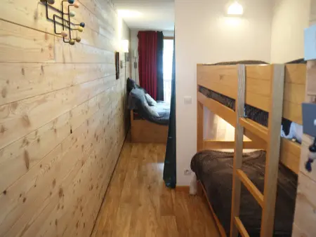 Appart 8 pers rénové aux Orres avec piscine, jacuzzi, sauna - Photo 9