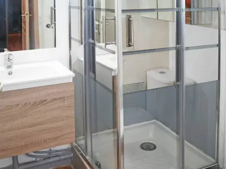 Appart 8 pers rénové aux Orres avec piscine, jacuzzi, sauna - Photo 11