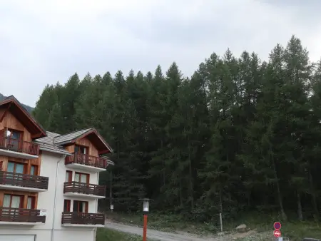 Appart 8 pers rénové aux Orres avec piscine, jacuzzi, sauna - Photo 14