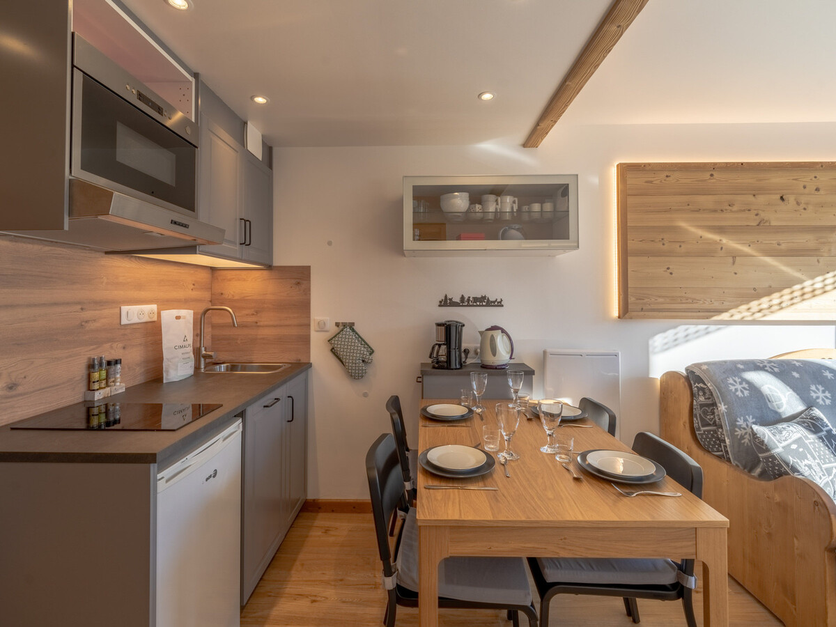 Appartement rénové 4 pers., 2ème étage, proche pistes - Photo 2