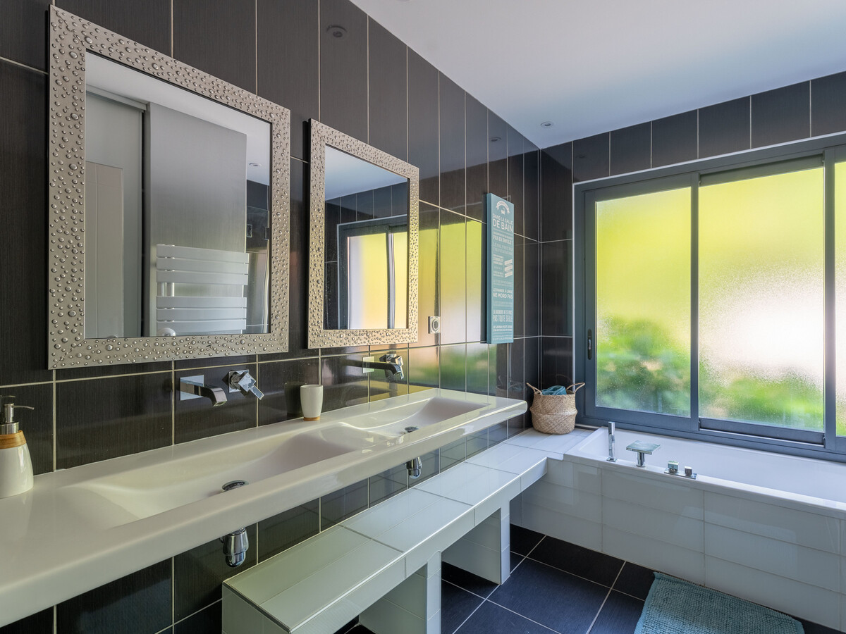Villa contemporaine 14 pers., piscine chauffée et plancha - Photo 17